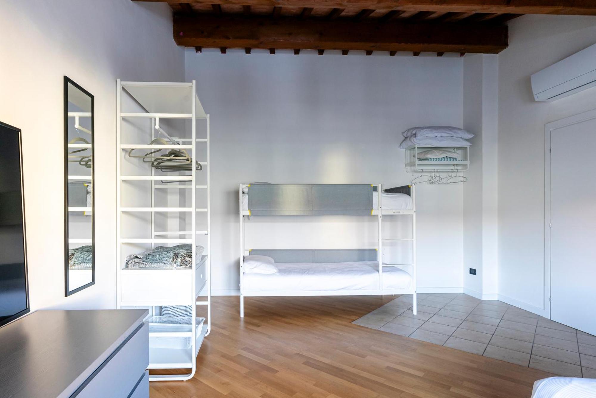 I Bimbi Apartments Livorno Exterior photo
